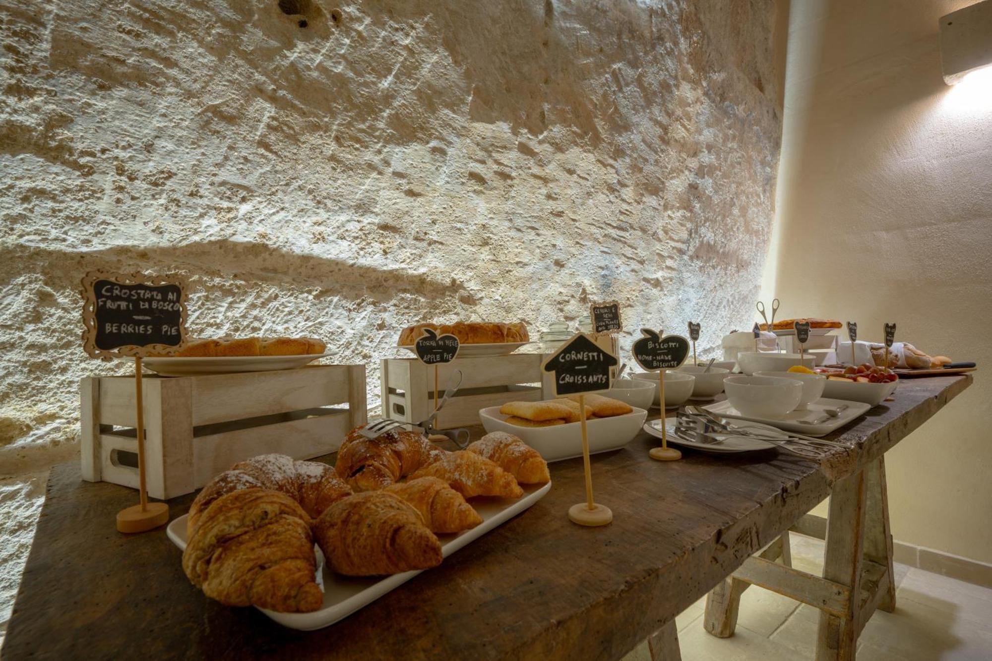 Tufo Bianco Relais Acomodação com café da manhã Massafra Exterior foto